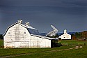 _MG_3678 Barns and NRAO radiotelescope near Greenbank WV.jpg